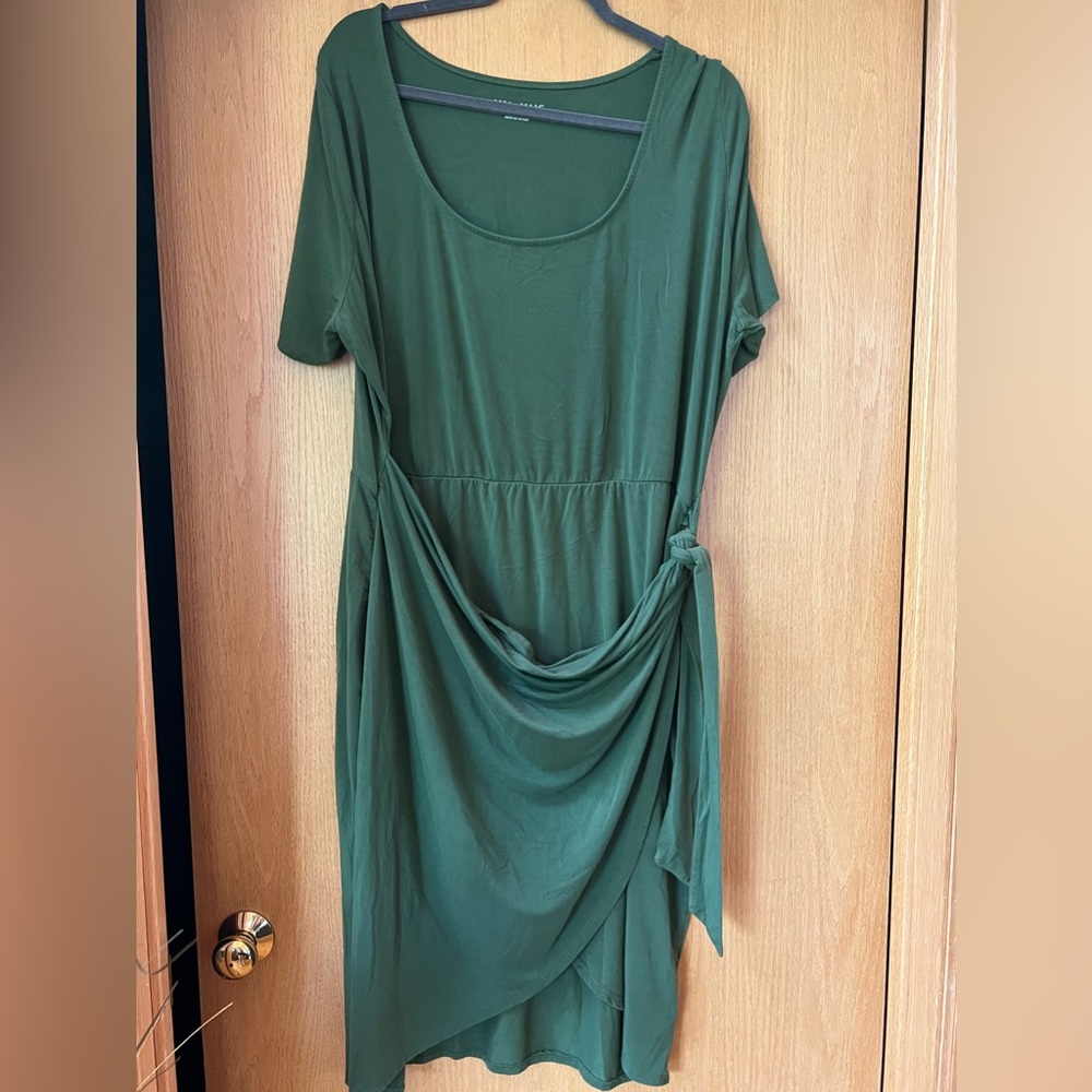 Ava & Viv green faux wrap knit dress 1X